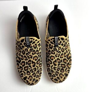 Skechers Go Walk Women’s Leopard Black and Gold Slip-On Shoes Size 9